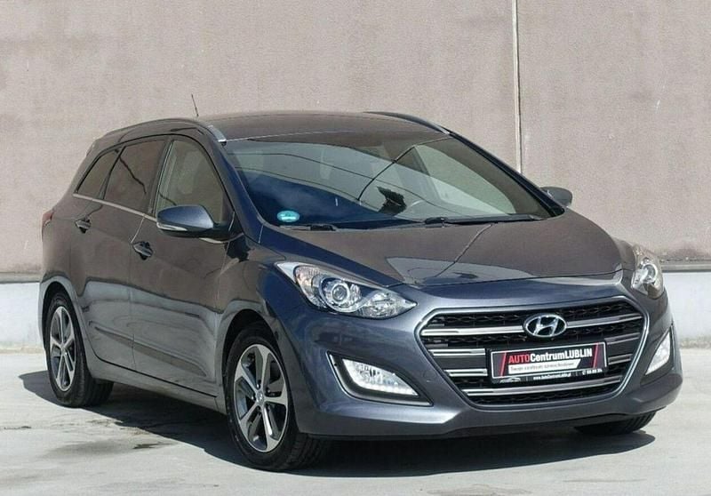 Szary Używany 2016 Hyundai i30 Kombi | 35 900 zł (Uczciwa cena) - Obraz 1/4