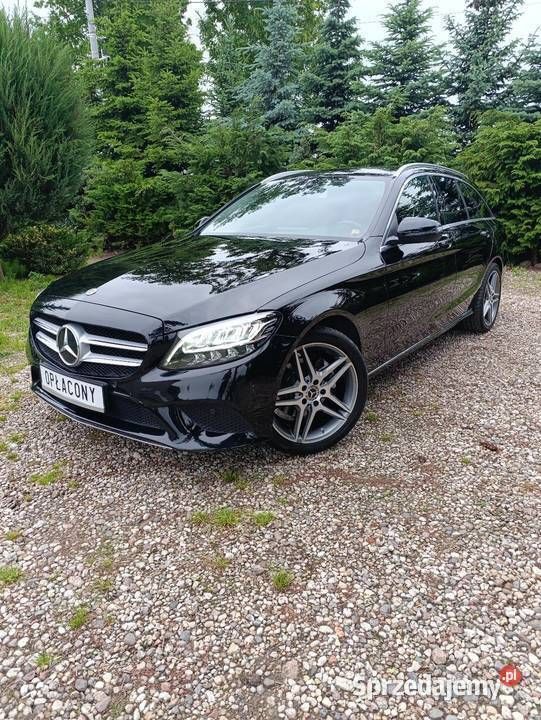 Czarny Używany 2020 Mercedes 220 Kombi | 67 900 zł - Obraz 1/4