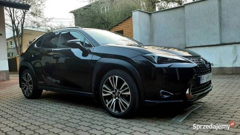 Czarny Używany 2021 Lexus UX 250h SUV | 119 999 zł - Obraz 1/4