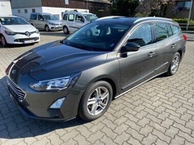 Biały Używany 2015 Ford Focus Hatchback | 39 000 zł (Dobra cena) - Obraz 1/4