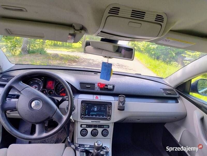 Używany 2005 VW Passat Sedan/Limuzyna | 7000 zł (Uczciwa cena) - Obraz 1/4