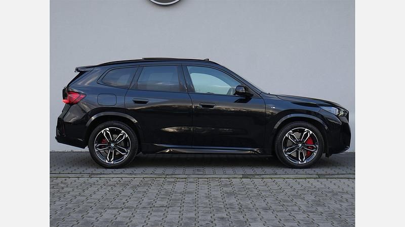 Używany BMW X1 Comfort Edition 150 KM (110 kW) 2025 Czarny szafir metalizowany SUV