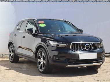 Czarny Używany 2020 Volvo XC40 SUV | 114 999 zł (Dość drogi) - Obraz 1/4