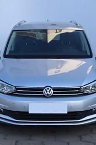 Używany VW Touran 150 KM (110 kW) 2018 Srebrny Minivan
