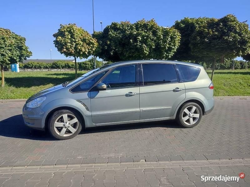 Używany Ford S-MAX S 2009 Minivan