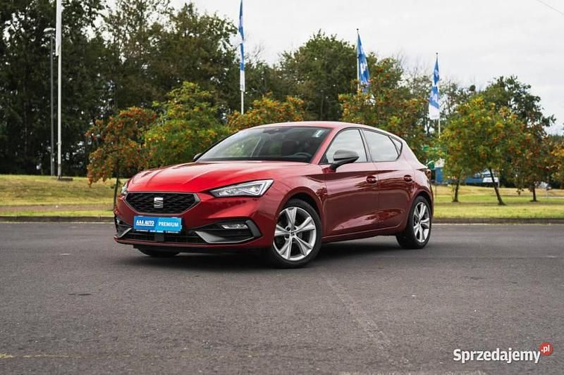 Czerwony Używany 2020 Seat Leon Hatchback | 74 999 zł (Uczciwa cena) - Obraz 1/4
