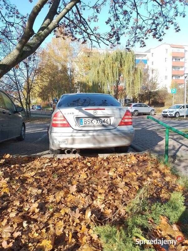 Używany Mercedes 240 2000