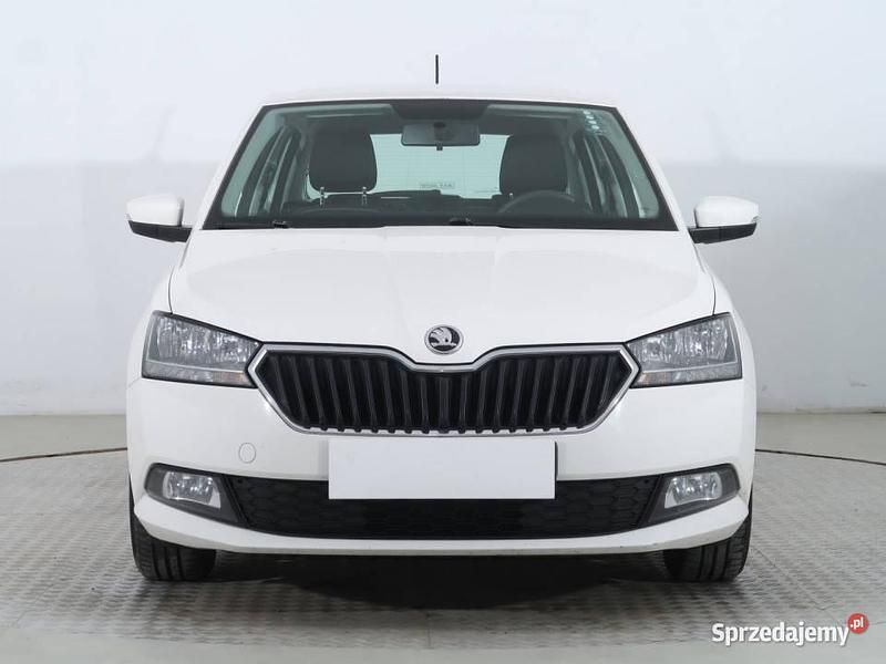 Biały Używany 2021 Skoda Fabia Hatchback | 36 999 zł (Uczciwa cena) - Obraz 1/4