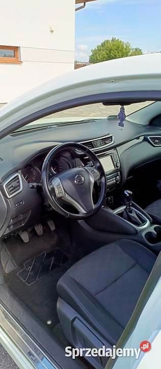 Biały Używany 2014 Nissan Qashqai SUV | 45 500 zł (Dość drogi) - Obraz 1/4