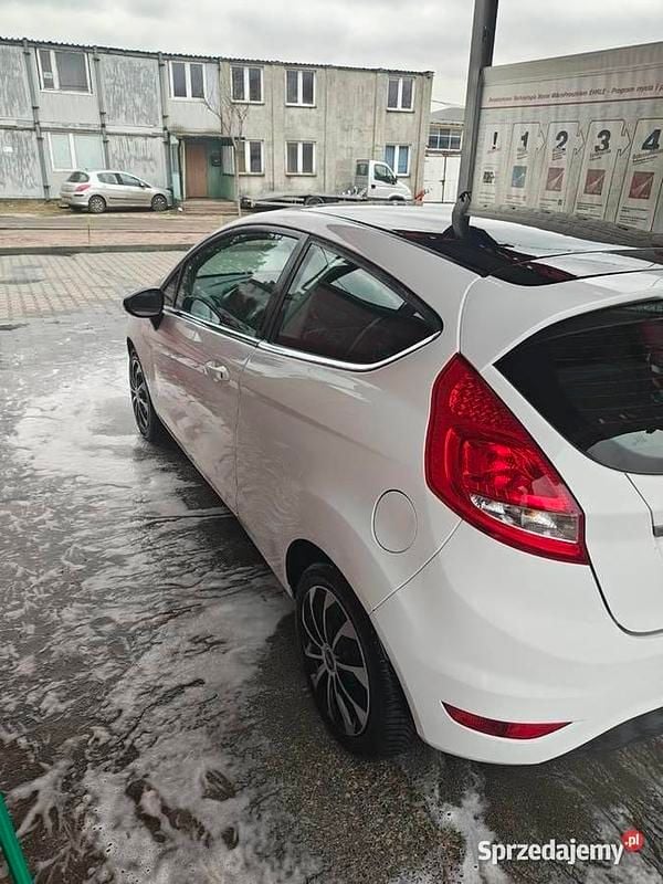 Używany 2009 Ford Fiesta | 13 500 zł (Uczciwa cena) - Obraz 1/4