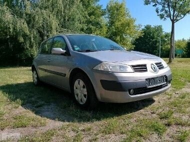 Szary Używany 2005 Renault Mégane II Hatchback | 8500 zł (Uczciwa cena) - Obraz 1/4