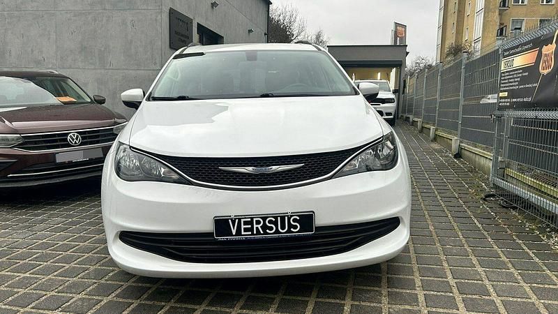 Używany Chrysler Pacifica 2018 Biały SUV