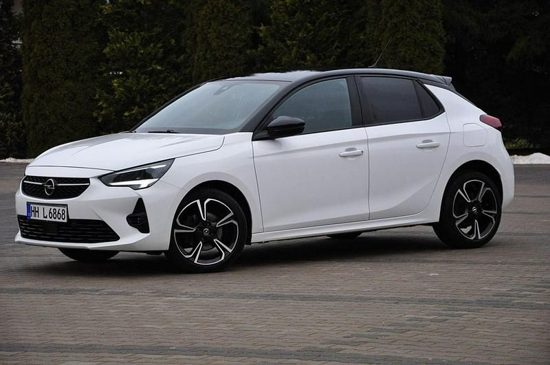Używany Opel Corsa 100 KM (73 kW) 2021 Biały Hatchback