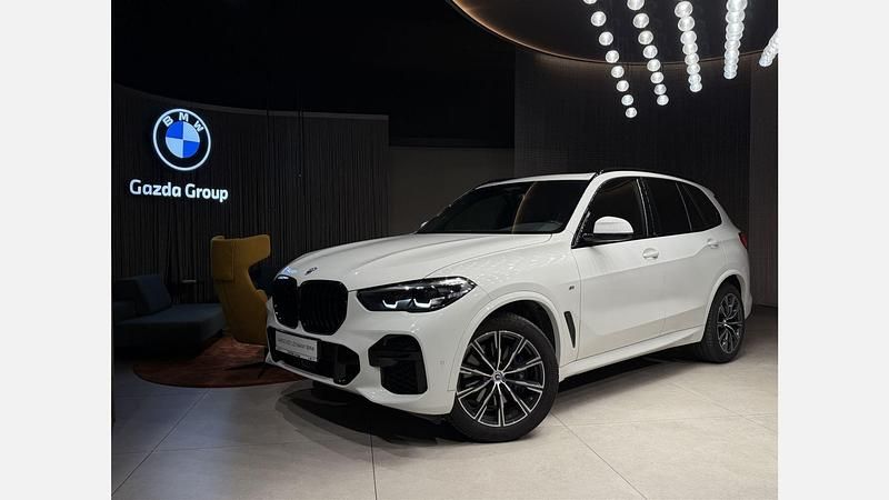 Biel alpejska Używany 2022 BMW X5 Shadowline SUV | 299 900 zł (Dość drogi) - Obraz 1/3