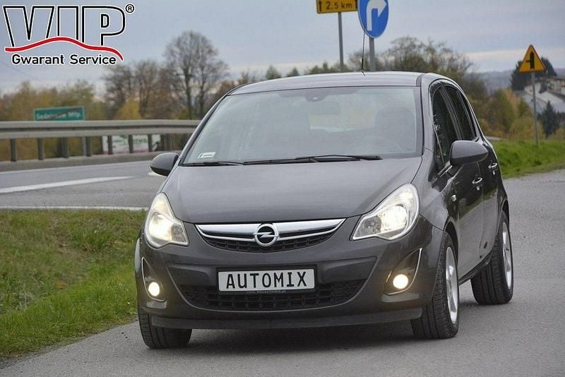 Szary Używany 2012 Opel Corsa Hatchback | 12 300 zł (Super Cena) - Obraz 1/4