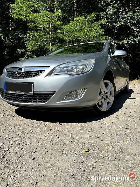 Używany 2011 Opel Astra | 15 200 zł (Dość drogi) - Obraz 1/4