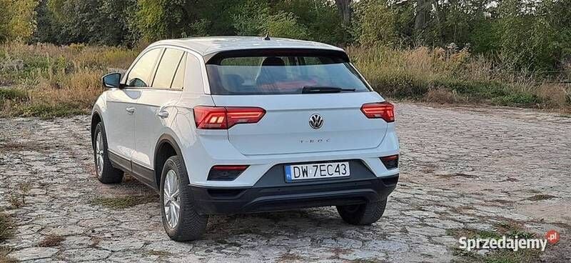 Biały Używany 2018 VW T-Roc SUV | 67 500 zł (Dość drogi) - Obraz 1/4