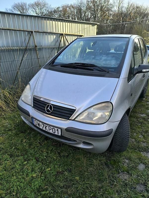 Srebrny Używany 2003 Mercedes A160 Hatchback | 3300 zł (Uczciwa cena) - Obraz 1/4