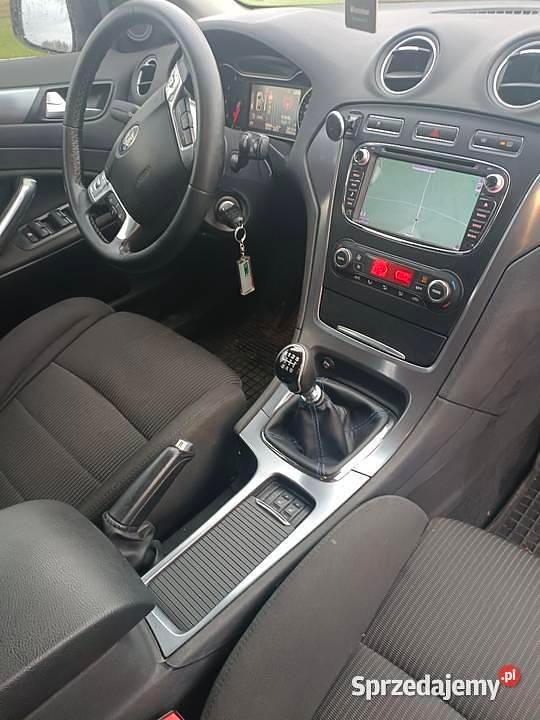 Używany Ford Mondeo 2011 Czarny Kombi