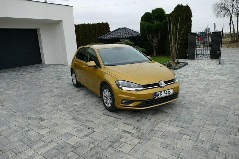 Używany VW Golf VII 115 KM (84 kW) 2019 Żółtozłoty Hatchback