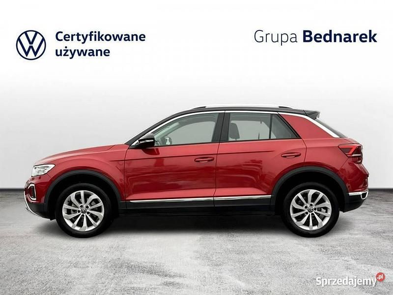 Czerwony Używany 2024 VW T-Roc SUV | 109 900 zł (Uczciwa cena) - Obraz 1/4