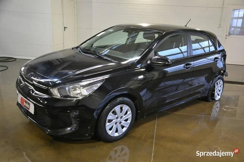 Używany Kia Rio 84 KM (61 kW) 2017 Czarny Hatchback