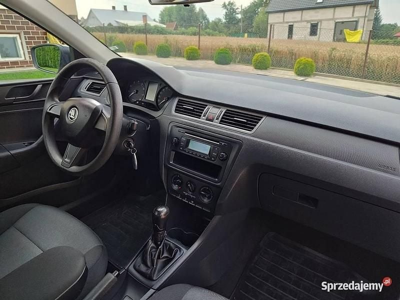Srebrny Używany 2013 Skoda Rapid Hatchback | 20 500 zł (Uczciwa cena) - Obraz 1/4
