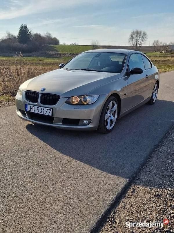 Używany BMW 320 2007 Złoty Coupe