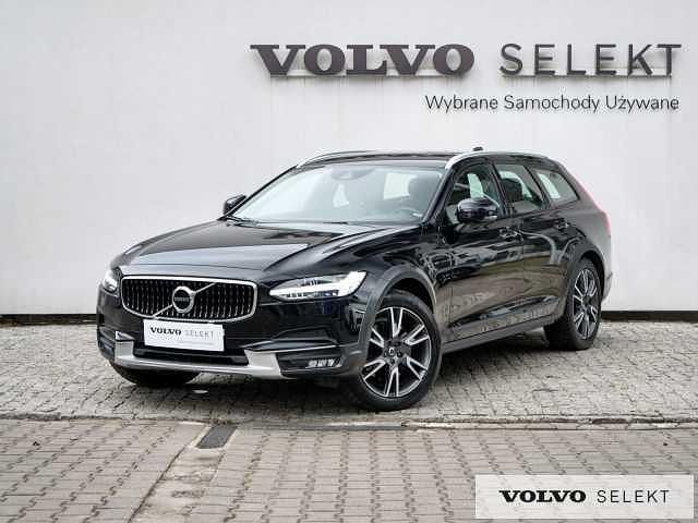 Czarny Używany 2020 Volvo V90 CC Kombi | 169 900 zł (Uczciwa cena) - Obraz 1/4