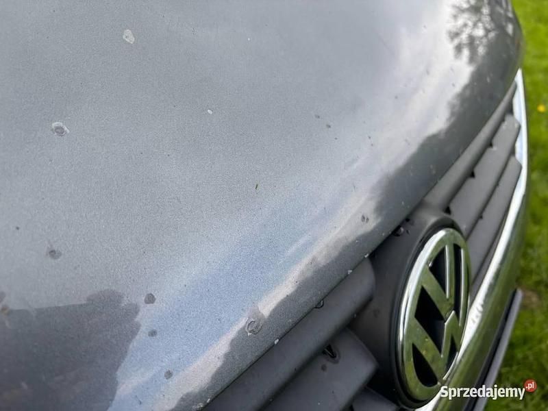 Używany VW Touran 2006 Wiśniowy Minivan