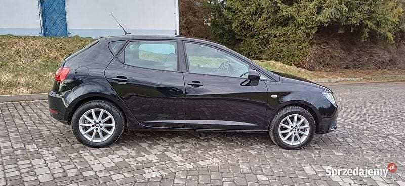 Używany Seat Ibiza 2016 Czarny Hatchback