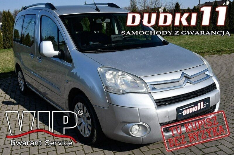 Srebrny Używany 2009 Citroën Berlingo Minivan | 15 900 zł (Uczciwa cena) - Obraz 1/4