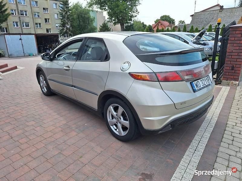 Używany 2007 Honda Civic | 13 900 zł (Dość drogi) - Obraz 1/4