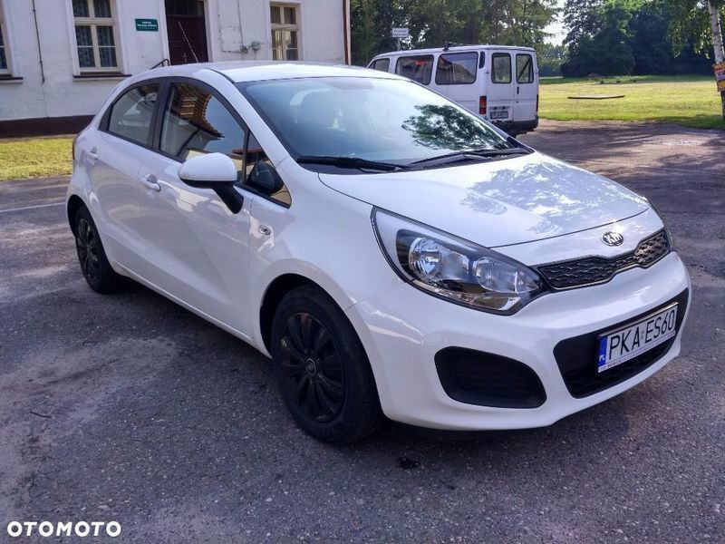 Kia Rio 436 aut używanych na sprzedaż zebranych z 3 stron