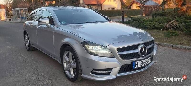 Srebrny Używany 2013 Mercedes CLS350 AMG Kombi | 77 900 zł - Obraz 1/4