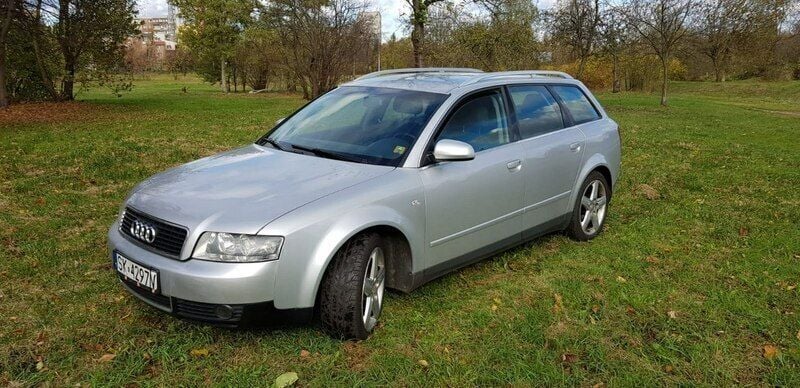 Srebrny (metalik) Używany 2002 Audi A4 Sedan/Limuzyna | 9900 zł (Dość drogi) - Obraz 1/4