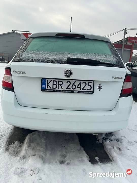 Używany Skoda Fabia 2015 Biały Kombi