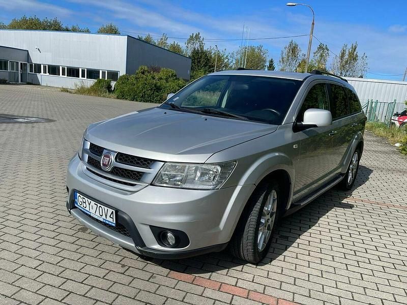 Używany Fiat Freemont Lounge 2013 Srebrny SUV