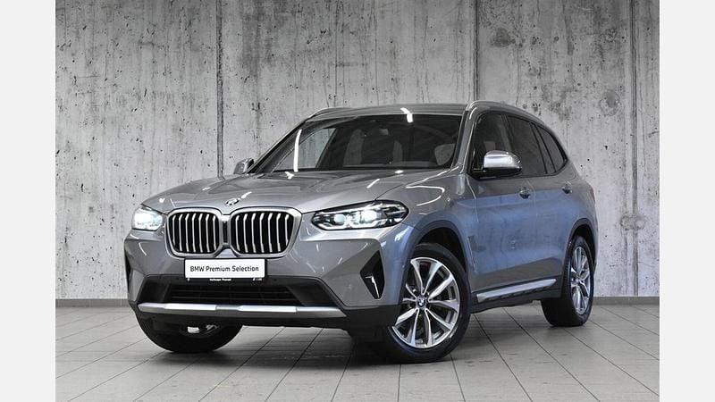 Szary skyscraper m metalizowany Używany 2022 BMW X3 Shadowline SUV | 148 900 zł (Uczciwa cena) - Obraz 1/3