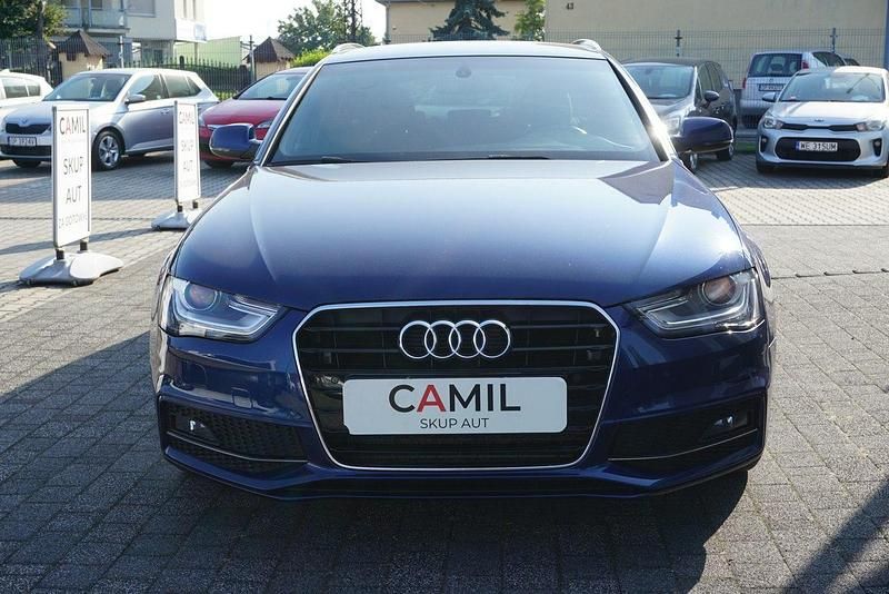 Niebieski Używany 2014 Audi A4 Kombi | 46 600 zł - Obraz 1/2