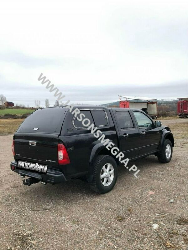 Czarny Używany 2008 Isuzu D-Max Pickup | 32 100 zł - Obraz 1/4