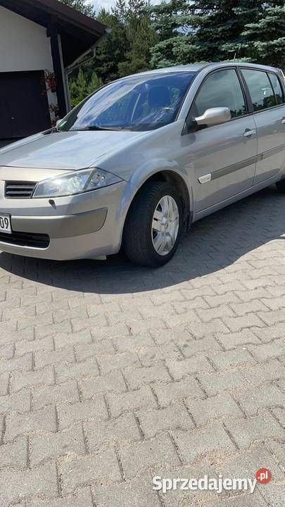 Srebrny Używany 2004 Renault Mégane II Sedan/Limuzyna | 7700 zł (Uczciwa cena) - Obraz 1/4