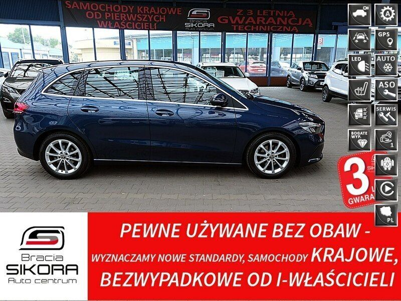 Niebieski Używany 2019 Mercedes B180 Minivan | 94 900 zł (Dość drogi) - Obraz 1/4
