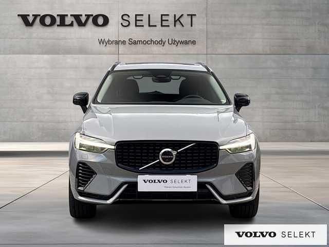 Używany Volvo XC60 349 KM (256 kW) 2025 Szary SUV