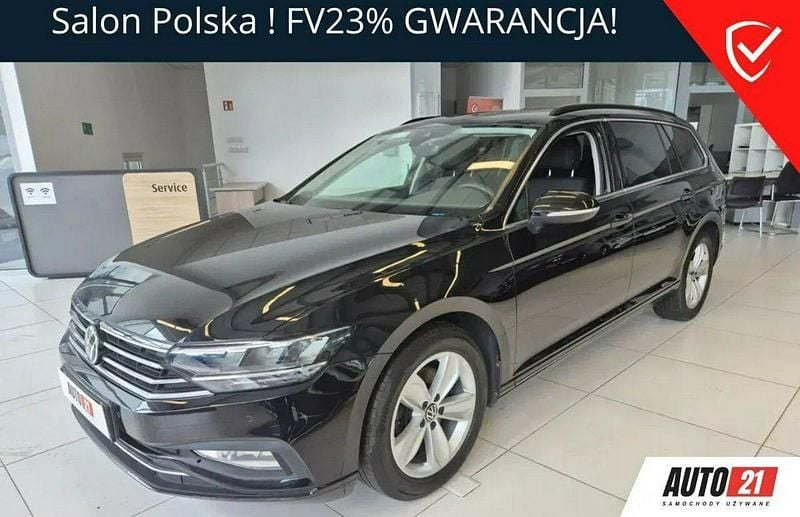 Czarny (metalik) Używany 2022 VW Passat Kombi | 79 900 zł (Dobra cena) - Obraz 1/4