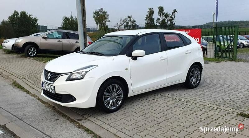 Biały Używany 2017 Suzuki Baleno Hatchback | 36 700 zł (Dość drogi) - Obraz 1/4