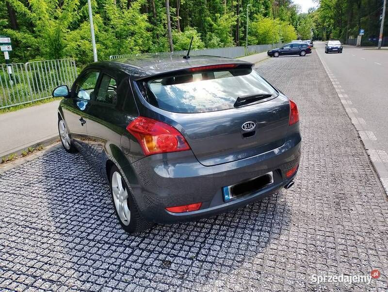 Używany 2008 Kia ProCeed 2 Hatchback | 8900 zł - Obraz 1/4