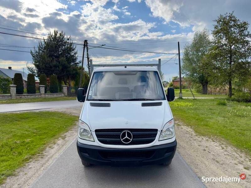 Biały Używany 2011 Mercedes Sprinter Van | 39 900 zł (Uczciwa cena) - Obraz 1/4