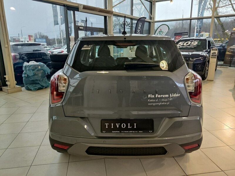 Używany Ssangyong (KGM) Tivoli 163 KM (119 kW) 2023 Szary (metalik) SUV