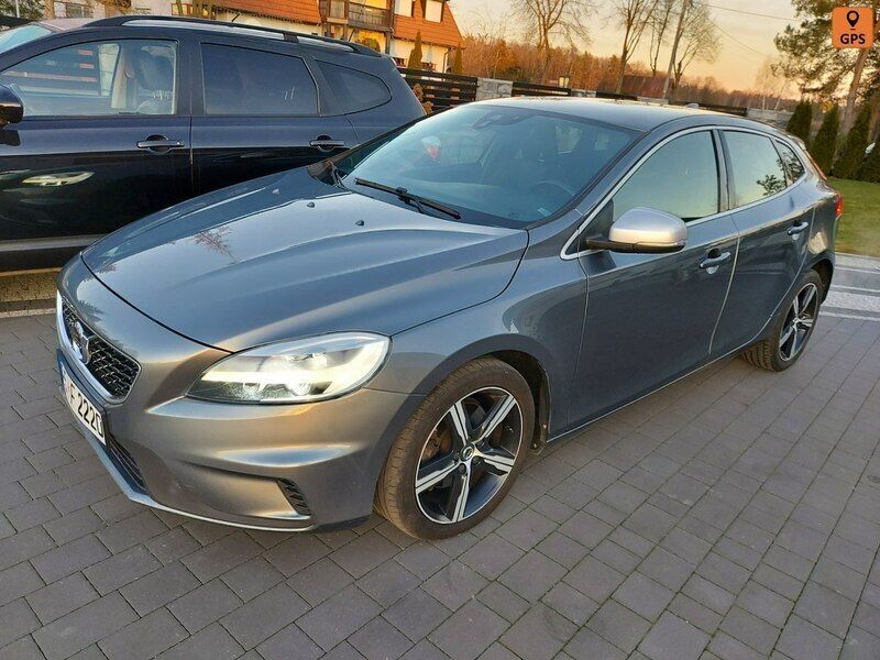 Szary Używany 2016 Volvo V40 R-Design Kombi | 47 800 zł - Obraz 1/4